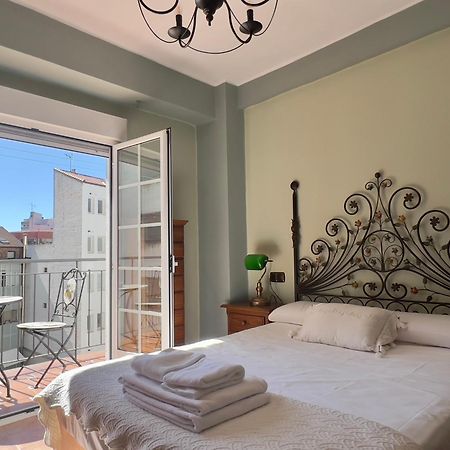 דירות Housing Leon Marigold מראה חיצוני תמונה