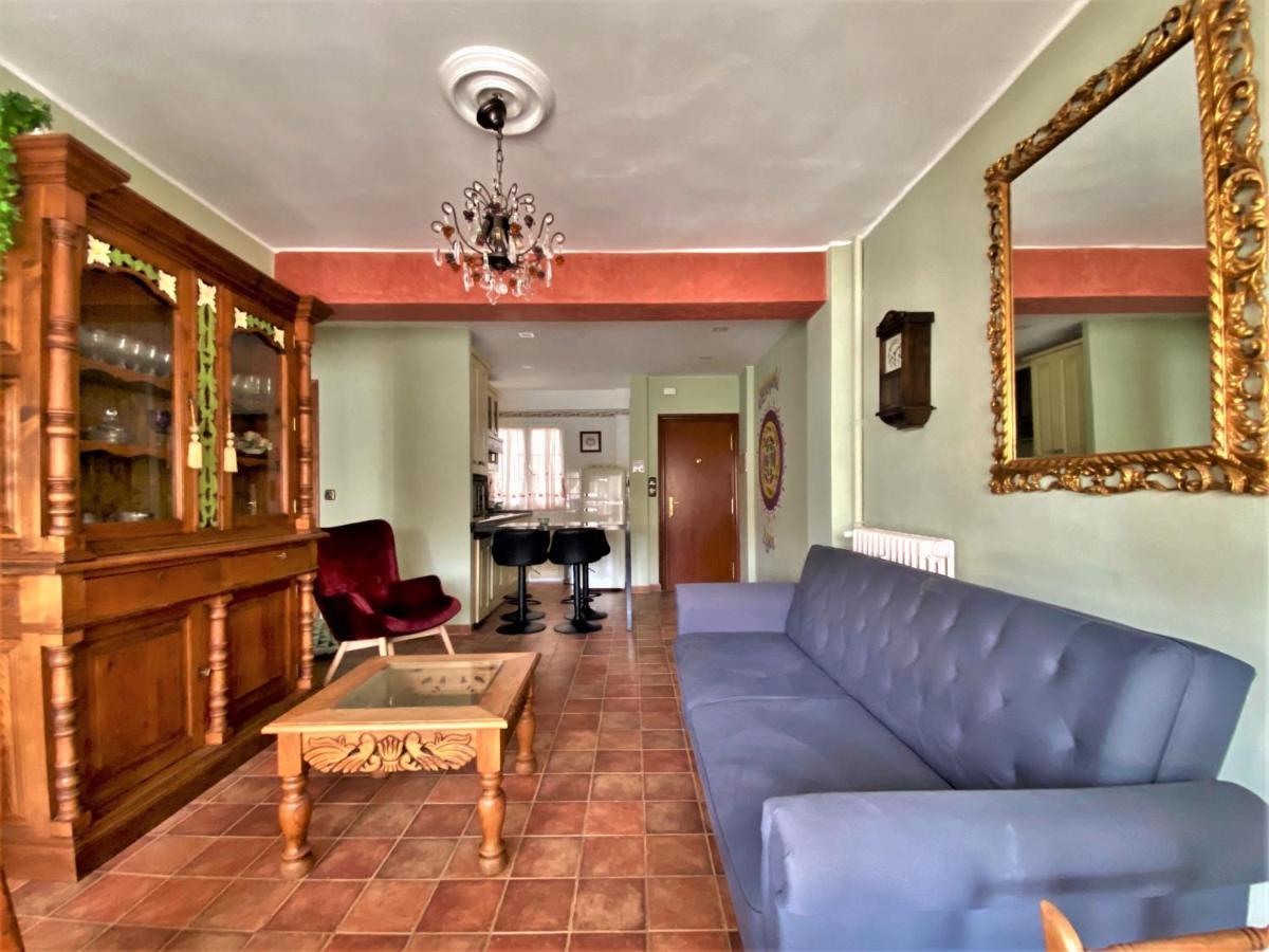 דירות Housing Leon Marigold מראה חיצוני תמונה